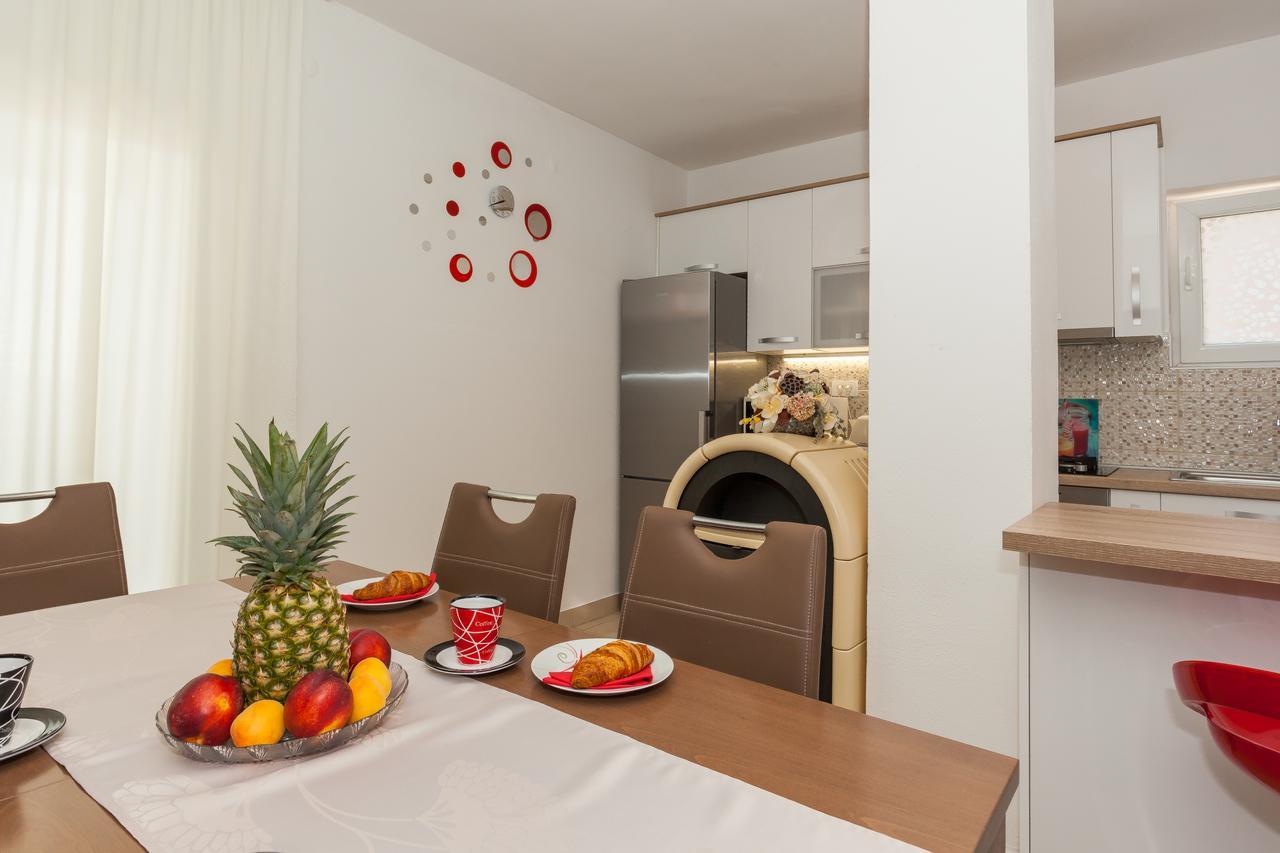 Apartment Klara Biograd Na Moru Exterior photo